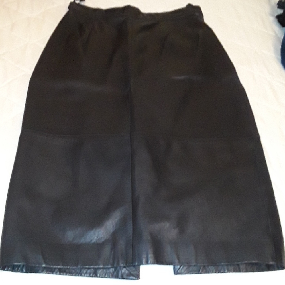 Andrew Marc leather skirt 6